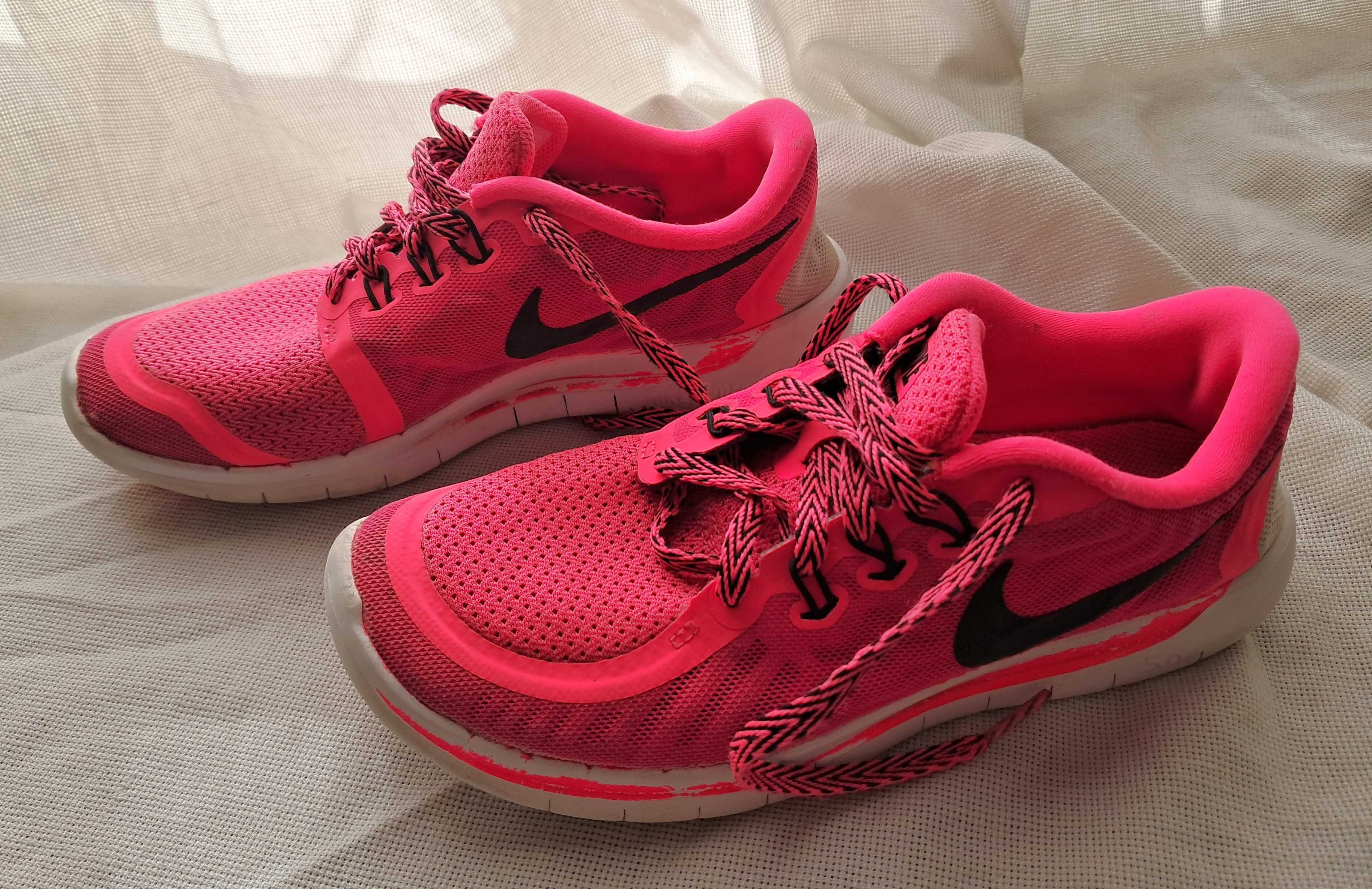 Женские легкие ярко розовые кроссовки NIKE НАЙК на широкую ступню 36: ...