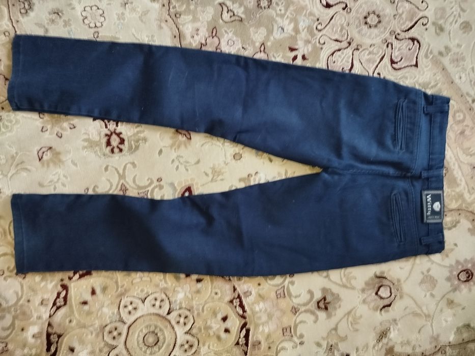 Продам джинсы на осень