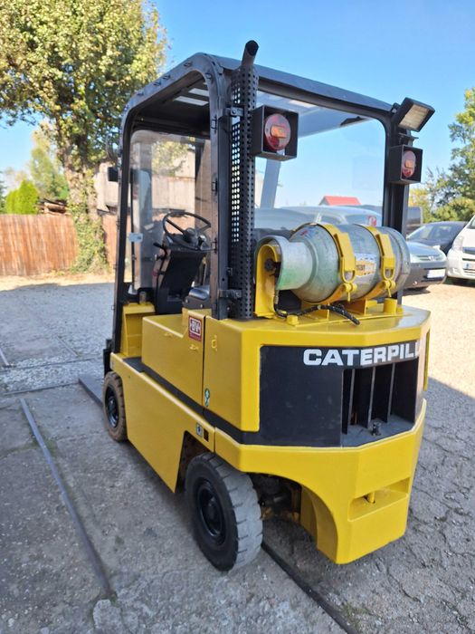 Wózek widłowy CATERPILLAR V35D LPG - 1.7 T