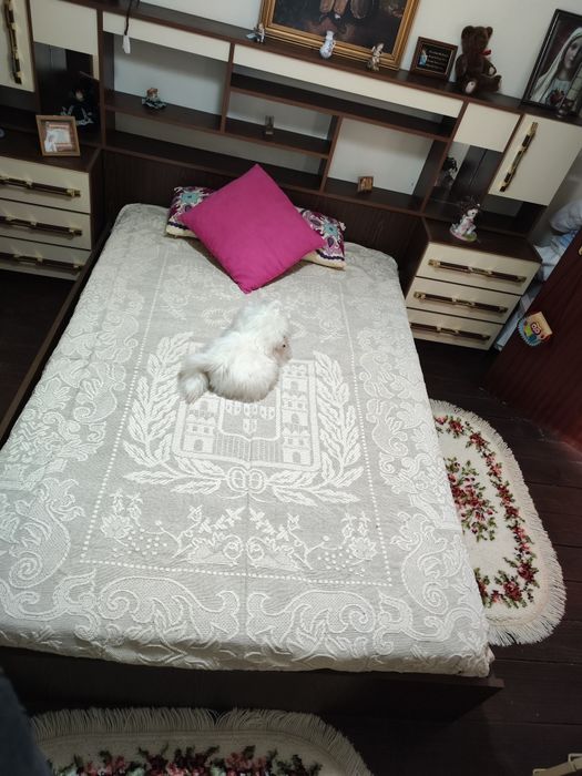 Quarto  completo com tudo o que tem na foto