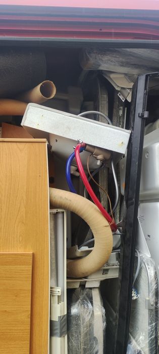 Adria Kamper całe wyposażenie