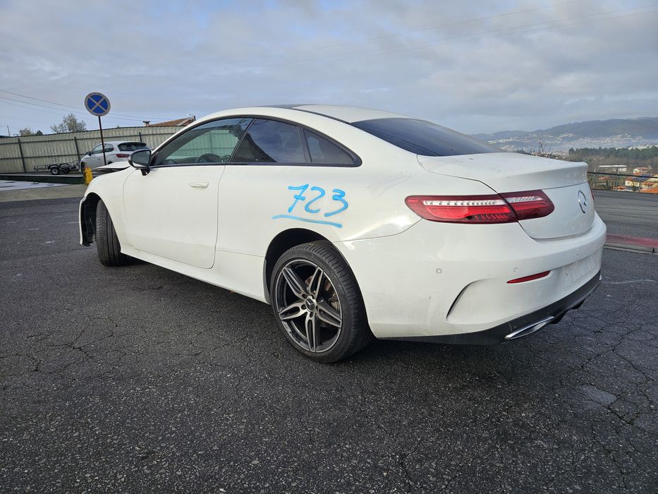 Mercedes-Benz E 220d Coupé 4 MATIC AMG  C238  de 2020 para peças