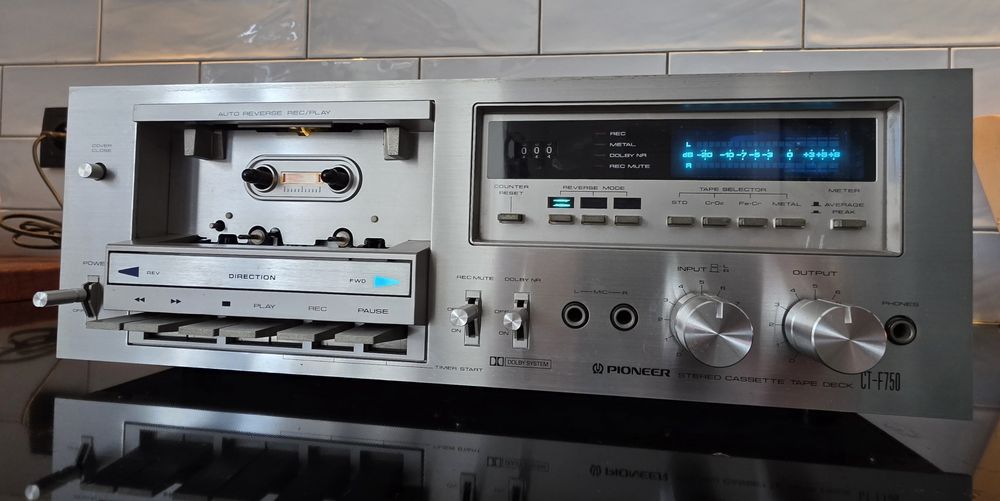 Magnetofon kasetowy Pioneer CT-F750