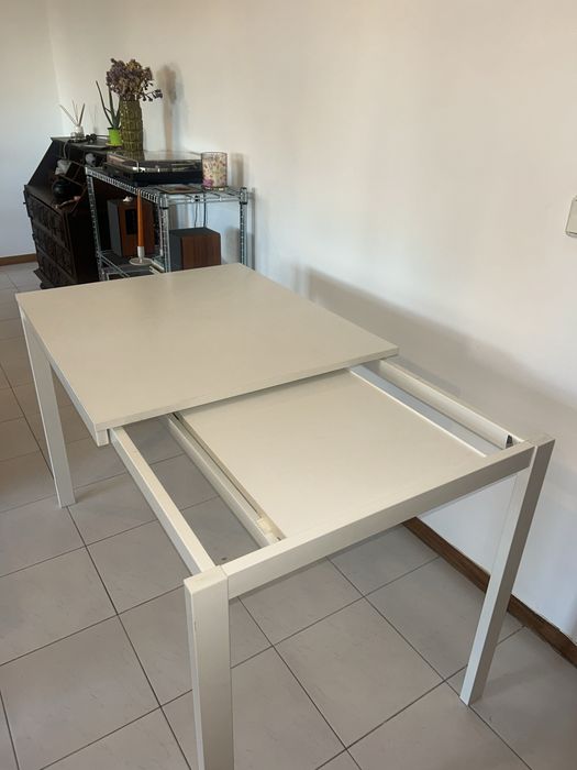 Mesa pequena extensivel
