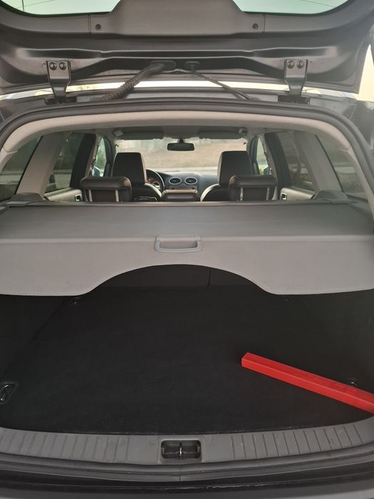 Ford focus 1.6 tdci titanium-   174 mil kms
