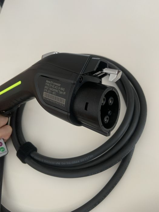 Przenośna ładowarka do aut ev plug-in typ 1 regulacja mocy 16a 230v