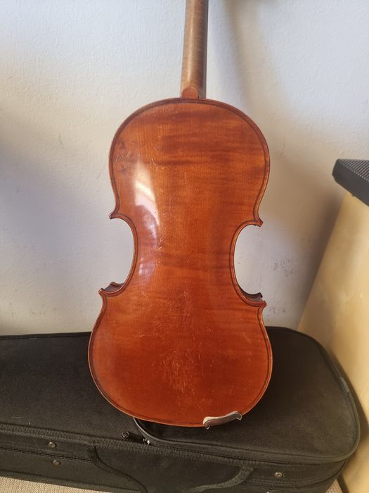 Volino Mirecourt 4/4