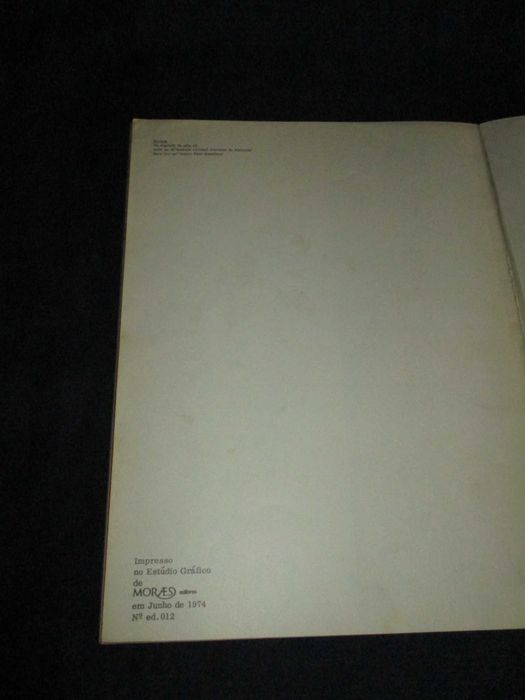 Livro Portugal Livre Revolução das flores 1974 O Século