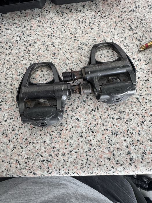 Pedais shimano 105 usados