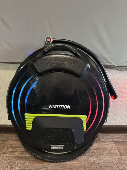 Продам INmotion v10F