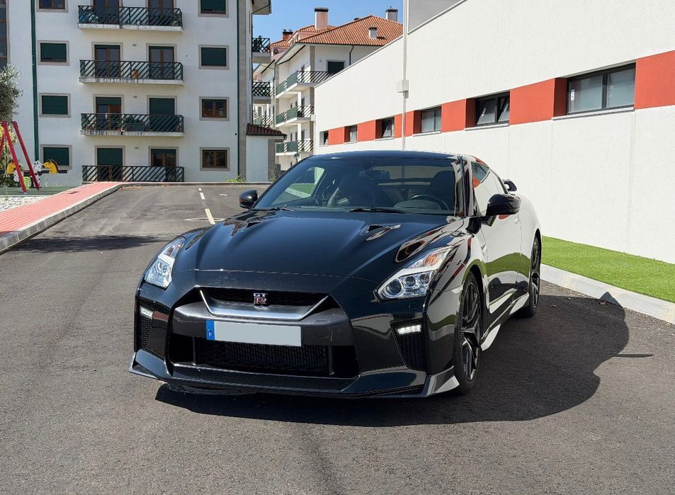 Nissan GT-R Black Edition
