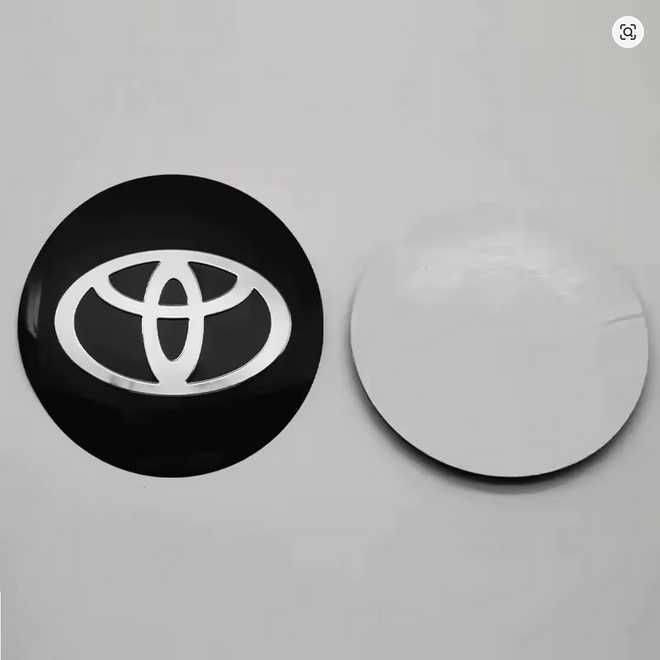 Conjunto 4x centro de jantes TOYOTA cromados + 4x stickers adesivos pretos