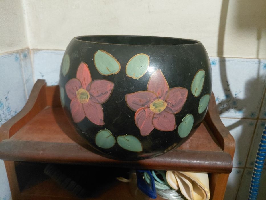 Jarra antiga para flores em bom estado geral 10€