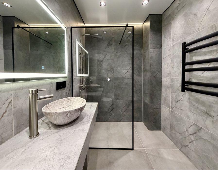 Квартира у новобудові на Вишенці ! Новий ремонт !