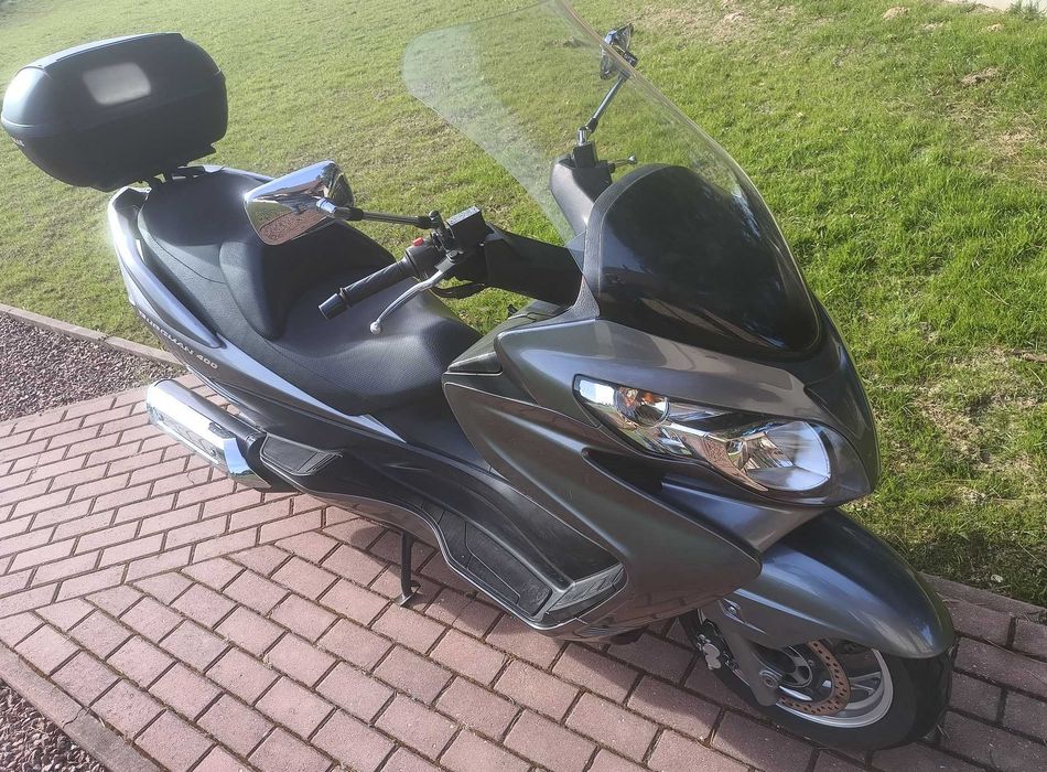 Suzuki Burgman 400
