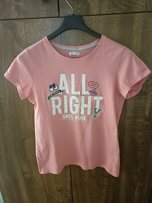 Różowa bluzka dziewczęca