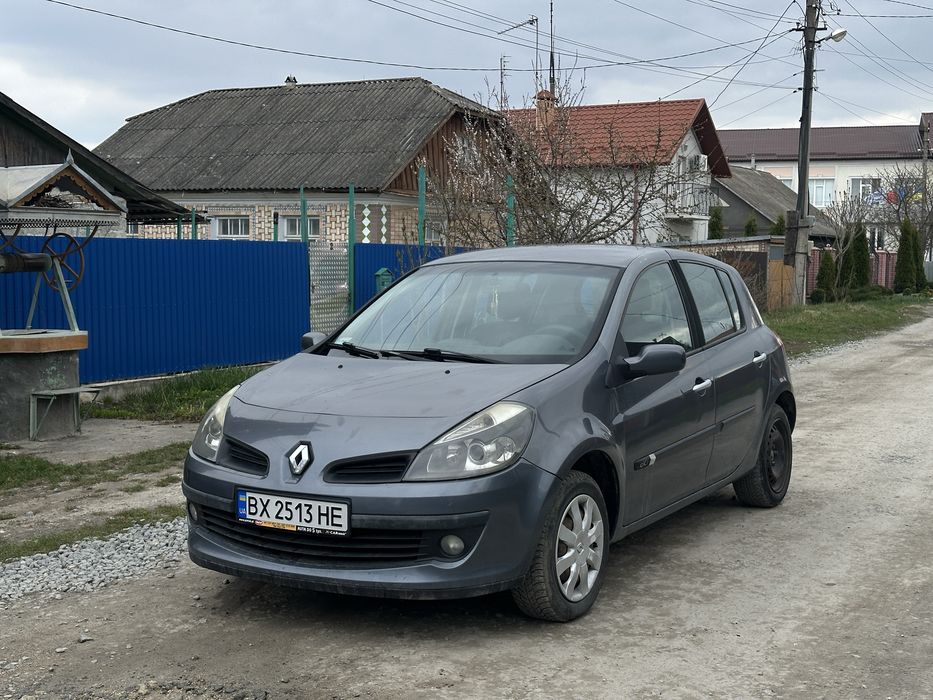 Продам Renault clio 2006