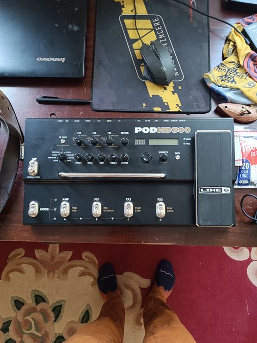 Гітарний процесор line6 pod HD300