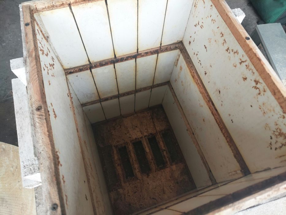 Улик из 3-х корпусов, многоуровневый, многоярусный, многокорпусной