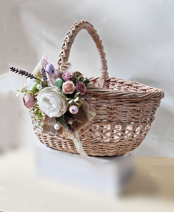 Кошик плетений святковий до свята