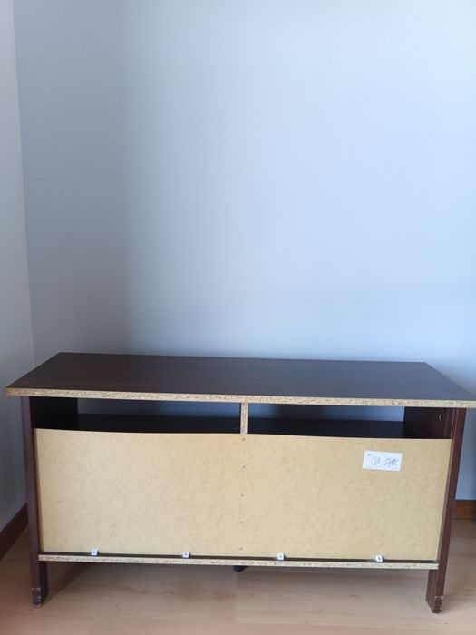 Móvel / Bancada de TV IKEA BRUSALI (Castanho Escuro) - Excelente Estado