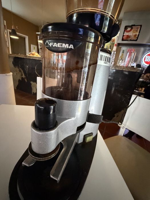 Moinho de café industrial