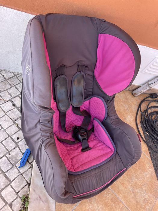 Cadeira auto para crianças da Zippy em bom estado dos 0 aos 18 kg