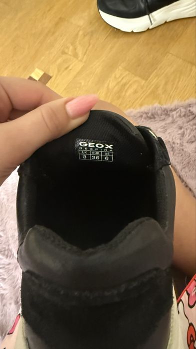 Кросівки geox жіночі