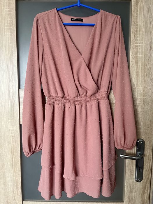 Różowa sukienka z długim rękawem, Mohito