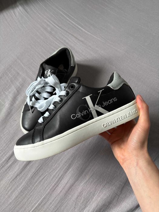 Czarne skórzane sneakersy damskie trampki tenisówki Calvin Klein