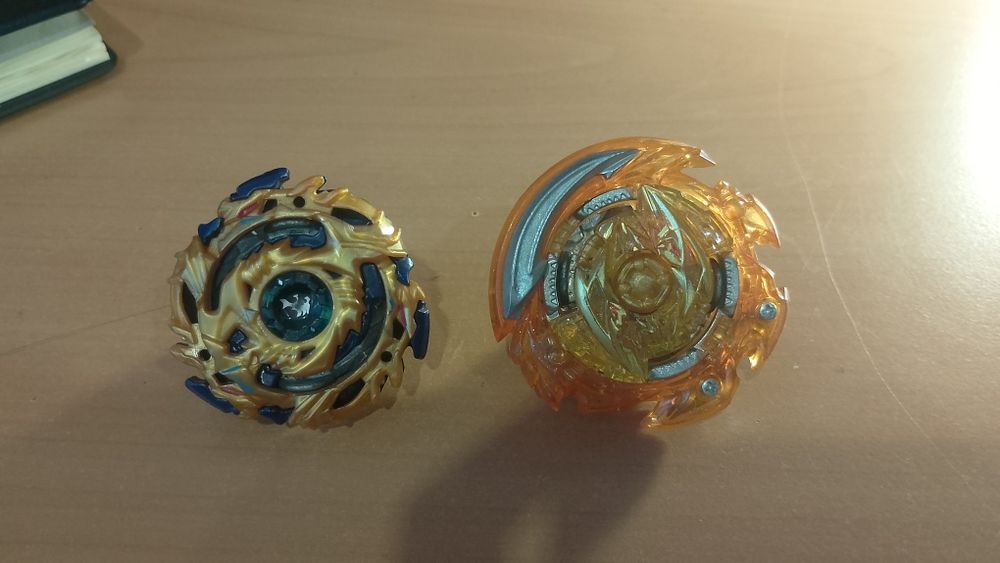 Bayblade блей блейд в хорошому стані