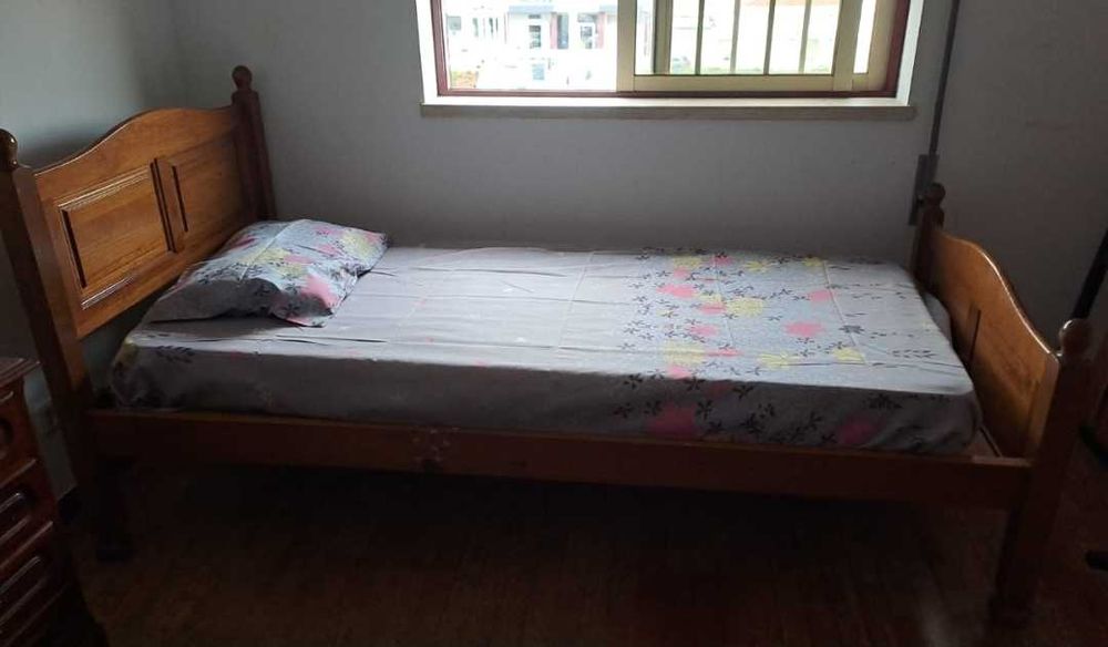 Quarto para aluguer no entrocamento