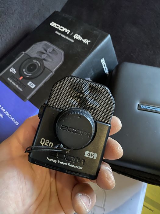 Kamera ZOOM Q2n-4K