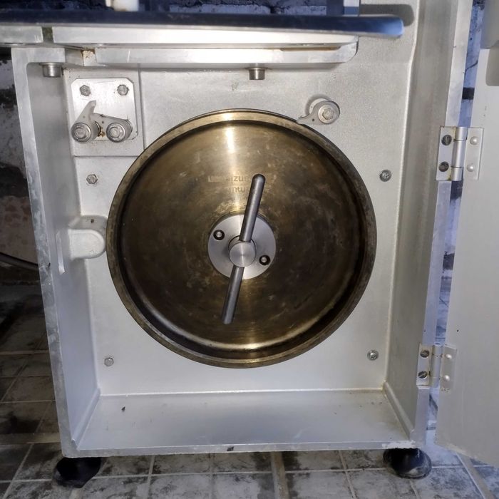 Пила для мяса, стрічкова піла м'ясна Mado Perfekta MKB 648D (Германия)