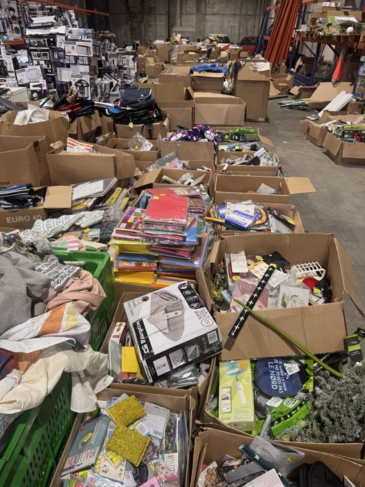 Lote de mateeial diverso novo, proveniente de hipermercados