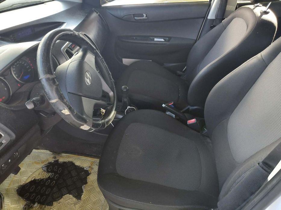 Carro Hyundai i20 1.2