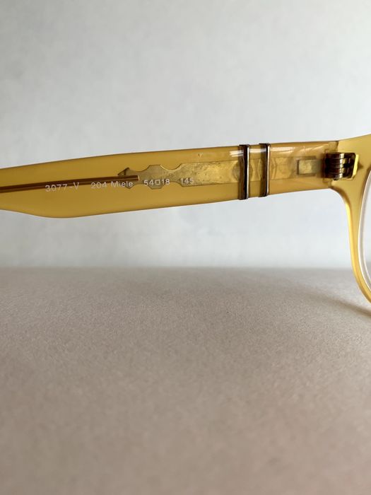 VENDO OCULOS PERSOL.  Modelo PO3374V, cor Mel, tamanho 54