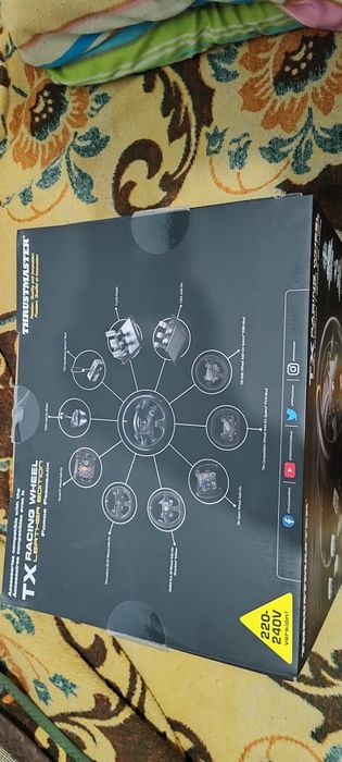 Volante thrustmaster TX Racing wheel para Xbox   ou  PC como  novo em caixa
