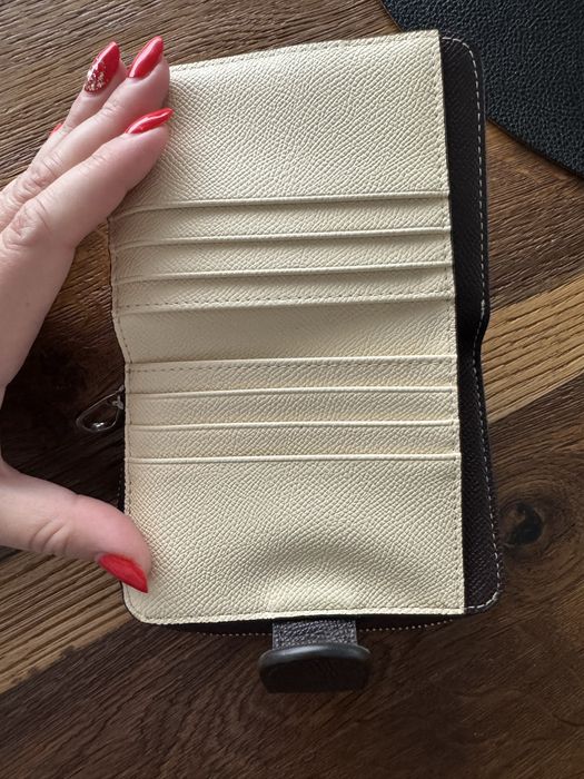 Liliowy portfel Tous, fioletowo-brazowy, przegrodki, zamek