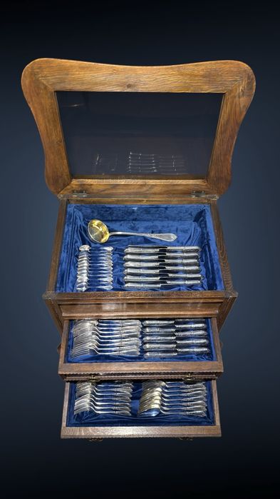 Антикварне столове срібло срібний сервіз серебряный  столовое серебро