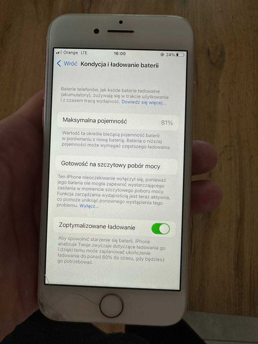 iPhone 8 64 GB (GOLD)