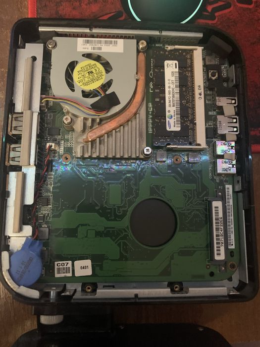 офисний мини компьютер