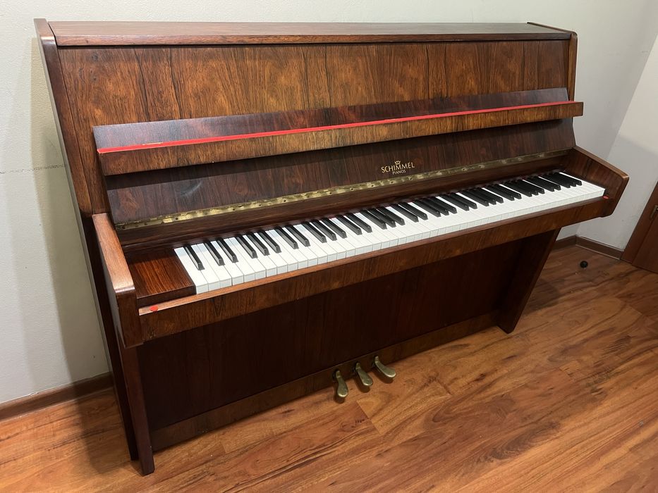 Pianinino SCHIMMEL  mechanika   Renner