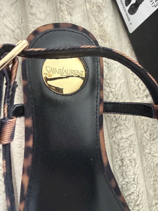 Sandały na palec Yves Saint Laurent panterka