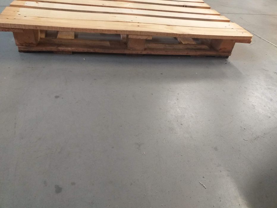 Paleta , Palety  110x130 , deski 1,5- 1,7cm, CP7