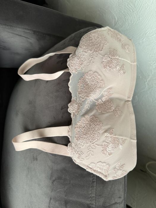 Бюстгальтер бра топ H&M новий.