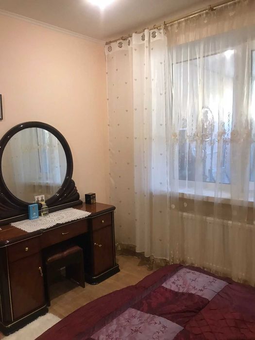 Здам будинок,центр