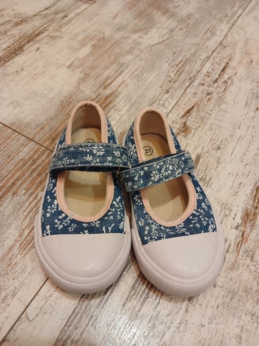 Мокасінки для дівчинки