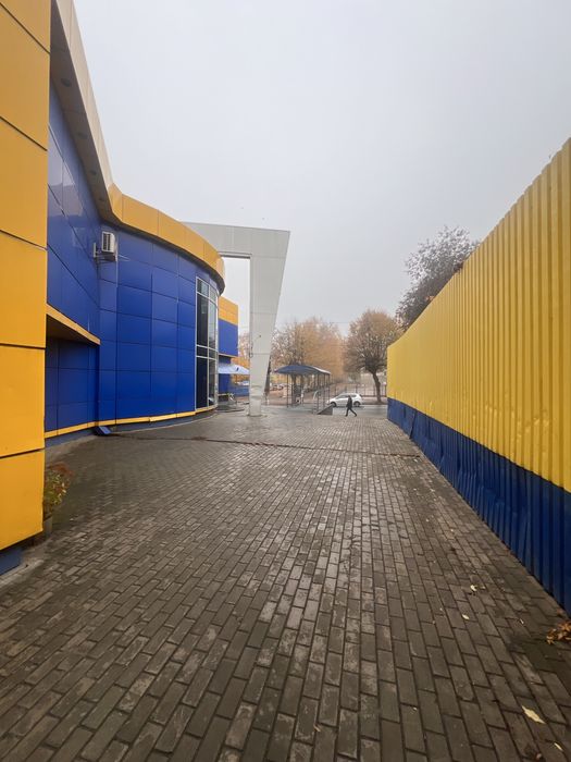 Окреме комерційне приміщення  1170 кв.м., під будь який бізнес.