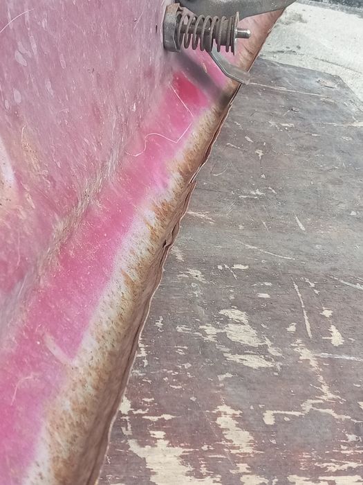 Продам капот газель старого зразку.